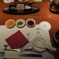 海皇 大阪堂島店 - テーブルセッティング