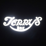テリーズ - お洒落なロゴのサインボード