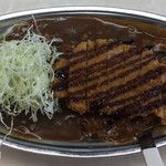 カレーのチャンピオン - キャーーー！！！Lカツジャンボ！
            
            チャンカレの定番メニュー『Lジャン』ヽ(´o｀
            
            Lサイズとんかつにジャンボカレー。
            
            
            
            腹ペコ時は『Lカツダブル』白飯600gもある。
            
            
            
            
            