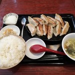 餃子の安亭 - W(ダブル)定食