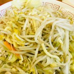 城南食堂 - 中身はもやし軍団