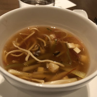 カントニーズ 燕 - 