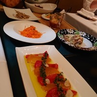 トラットリア トペ - ワゴンに乗った前菜