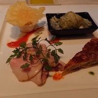 トラットリア トペ - 前菜　ロースとポーク、タマゴにチーズ、サルシッチャ、キッシュ