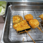 八重勝 - なすび　¥100
      チーズ　¥150