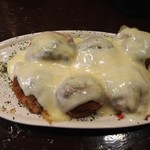 粉ひで - チーズフォンデュたこ焼き。結構たっぷりのチーズがうれしい。