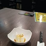 Oogata Koshitsu Chuuka Izakaya Sankyuu Chuubou - 23時頃伺ったら誰もいなかった