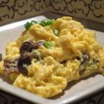 蓮香 - ふくろ茸のオムレツ<草茹炒蛋>