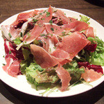 スパイスカフェ - パルマ産生ハムのサラダ 