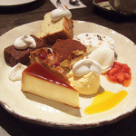 スパイスカフェ - デザート盛合せ