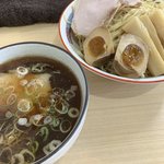 煮干鰮らーめん 圓 名古屋大須店 - 