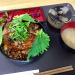 Butafuku - しそみそ豚丼
