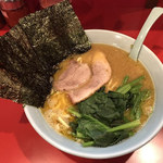 横浜家系ラーメン 黄金家 - 