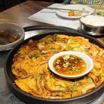 Chung Gi Wa - 1905_Chung Gi Wa-チョンギワ- Puri Indah Mall_Haemul Pajeon＠105,000Rp(海鮮チヂミ)