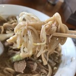 麺とび六方 - ラーメン大盛＠830円の野菜