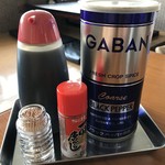 麺とび六方 - 卓上調味料