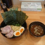 横浜ラーメン 北村家 - ホラきた♪ つけ麺 青葉盛りです♪