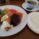 レストラン＆カフェ 十和田 - 
