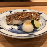 鮨 十兵衛 - のど黒