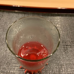 津の守坂 小柴 - 梅紫蘇ジュース さわやか。梅のすっぱさはあまり感じません。