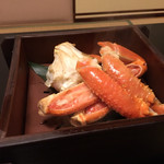 依山楼岩崎 - 蒸し蟹…これも美味しい。ジューシー。
