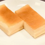 Majikkuba Kiwame - マスター手作りのチーズケーキ。当店内で焼いてます。タイミングが良ければ焼きたても！