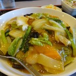 広州 - 中華丼730円(税別)