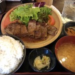 Yatai Izakaya Oosaka Manmaru - ♪サーロインステーキ定食¥842