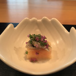 日本料理四四A2 - 桃と鰯の酢の物
