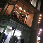 純米酒専門YATA - 店は2階