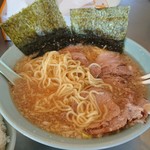 ラーメンショップ 椿 玉造店 - 麺を確認！