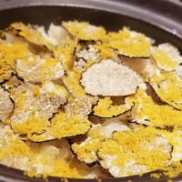 馳走 啐啄一十  - (20)夏トリュフご飯(プレーン)、毛蟹(北海道オホーツク海産)入り、唐墨掛け
                    夏トリュフの軽やかな薫りが立ち昇り、旨塩な唐墨が味わいに深みを加えます。