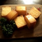 燻製Dining OJIJI - 燻製焼きチーズ