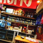 琉球泡盛酒場とぅるるん - 内観写真: