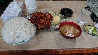 文福飯店 - 唐揚げ定食ご飯大盛り