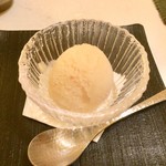 肴とお酒 うを弘 - 桃のシャーベット