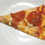 ピザオリーブ - アメリカンミート・タバスコを投下