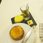 ソンブルイユ TOKYO - フォアグラに合わせてブリオッシュ