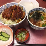 やじろべえ - みそカツ丼と小うどん