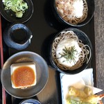 Soba Dokoro Kabuto - 