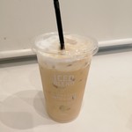 ファミリーマート - ドリンク写真:アイスカフェラテBIG(250円)