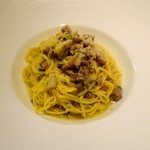 イタリア料理 スペランツァ - ほろほろ鶏　ポルチーニ茸　若ゴボウのラグー　タリオリーニ　たしか \1,500