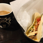 Tacos House YAS - タコスとコーヒー