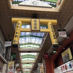 本格さぬきうどん　穂乃香 - 優勝祈願の鳥居をなぜかぶら下げるセンス