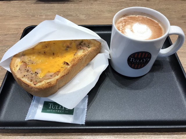 タリーズコーヒー TSUTAYA弘前店 - 運動公園前（カフェ）の写真