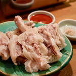 焼肉 グルマンズいとう - とん足（茹でたて）