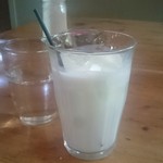 Sajilo Cafe Linden - ラッシー