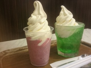 데리프랑스 카루이자와점 - 巨峰ぶどうソフトフローズン