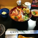 魚心亭 - まかない丼1000円！！