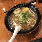 麺味 - 黒こくメン 750円